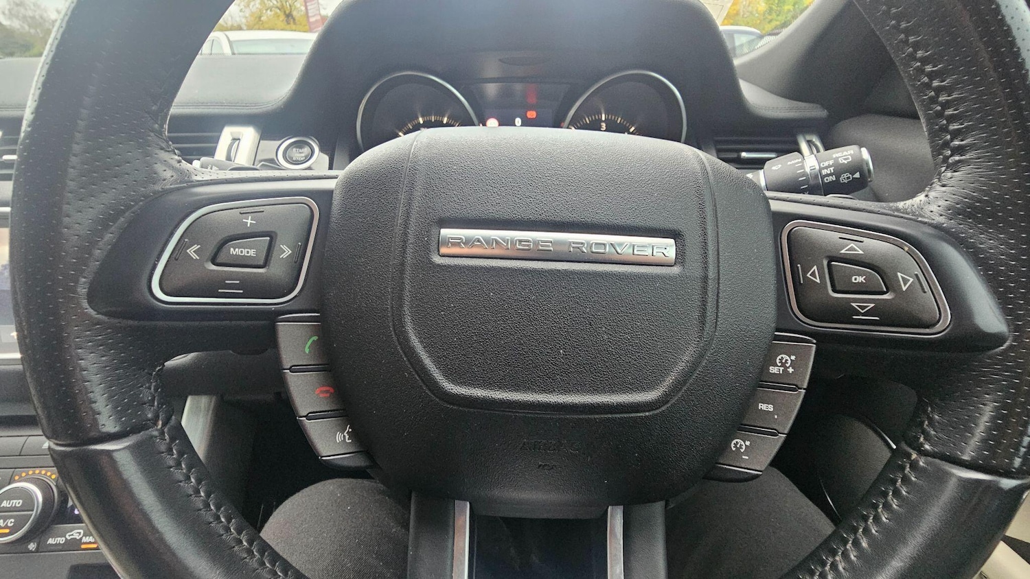 Used Land Rover Range Rover Evoque 2017 for sale - 76486725: Photo 40