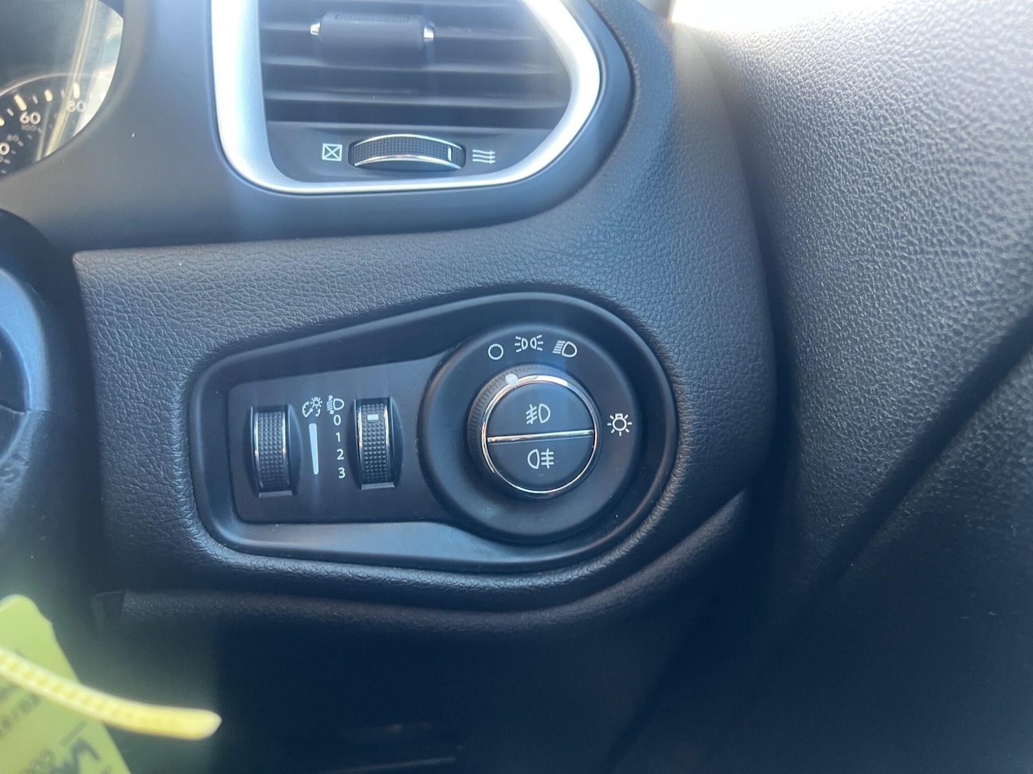 Used Jeep Renegade 2016 for sale - 77202498: Photo 22