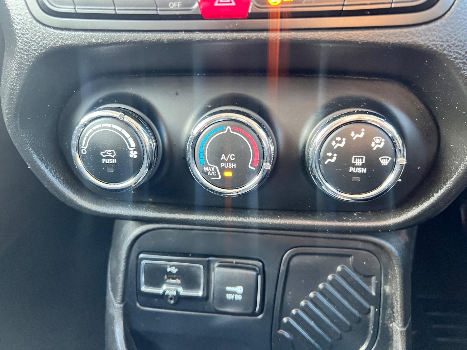 Used Jeep Renegade 2016 for sale - 77202498: Photo 23