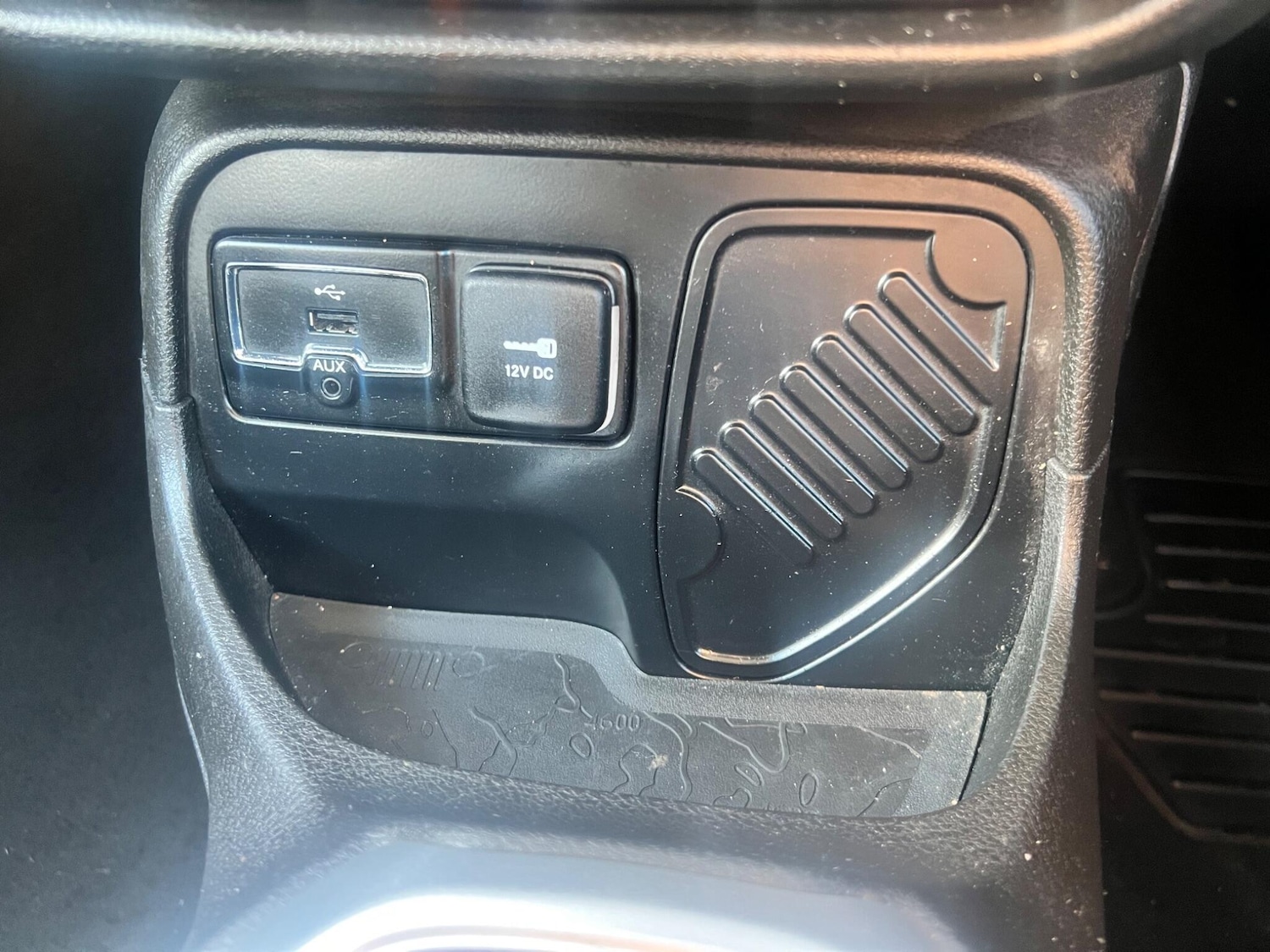 Used Jeep Renegade 2016 for sale - 77202498: Photo 24