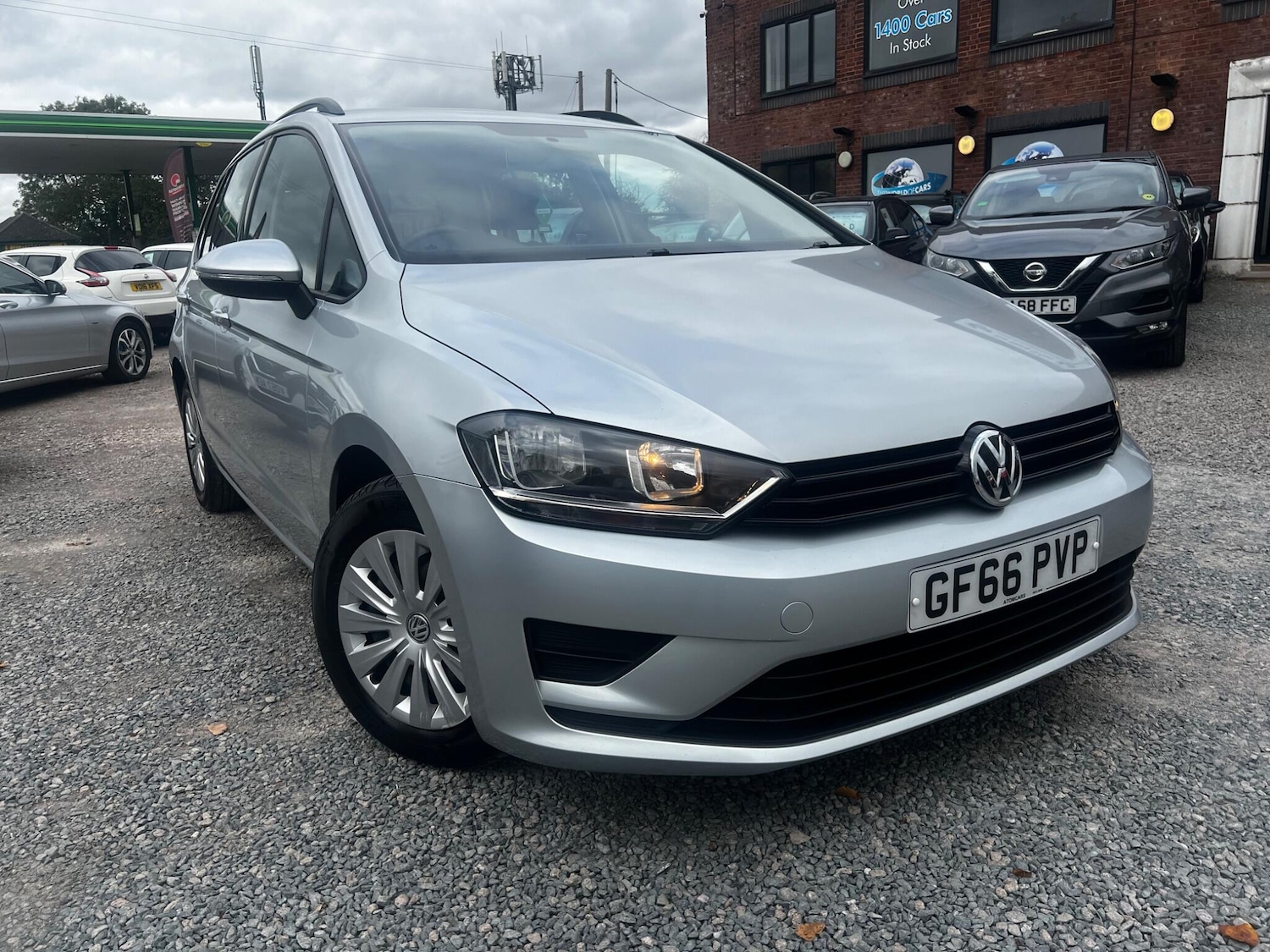 Used Volkswagen Golf SV 2016 for sale - 76486752: Photo 1