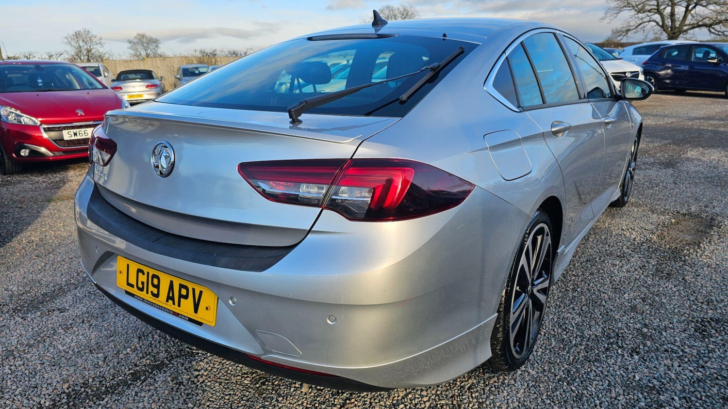 Used Vauxhall Insignia 2019 for sale - 76646298: Photo 7
