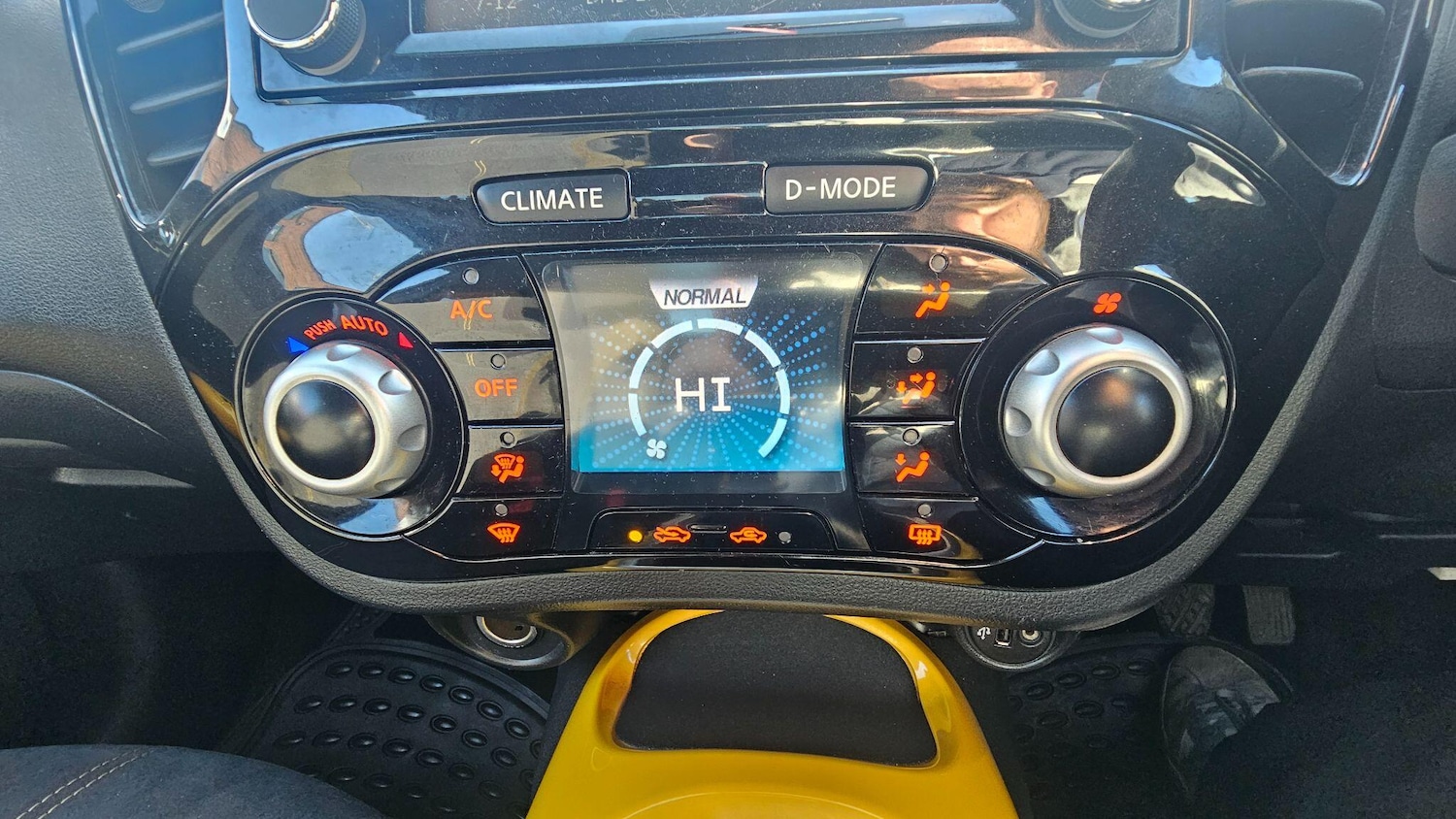 Used Nissan Juke 2014 for sale - 76607226: Photo 29