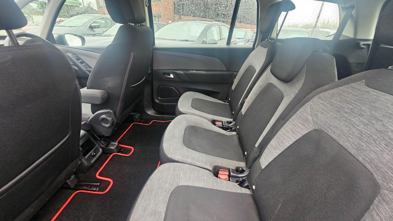 Used Citroen C4 Grand Picasso 2017 for sale - 76898985: Photo 22