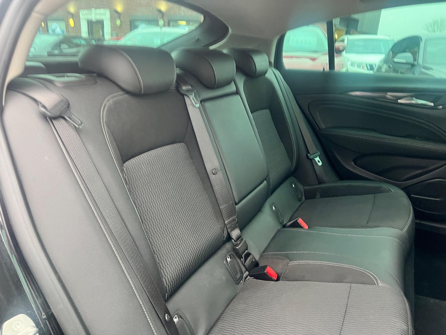 Used Vauxhall Insignia 2017 for sale - 77130615: Photo 17