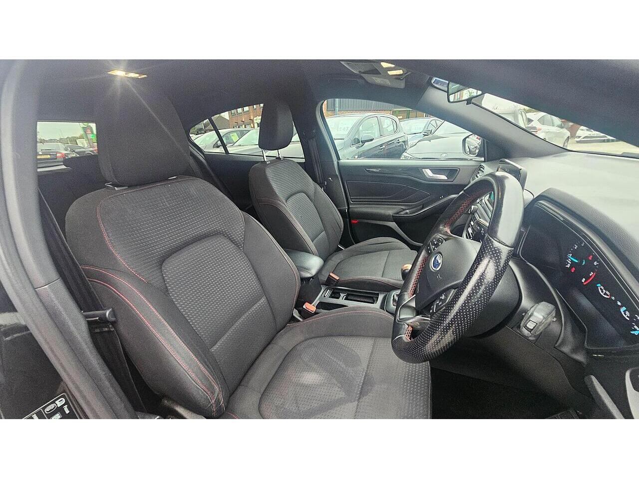 Used Ford Focus 2019 for sale - 77549548: Photo 14