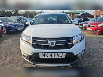 Used Dacia Sandero Stepway 2014 for sale - 76666861: Photo