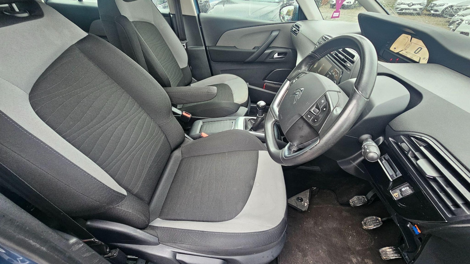 Used Citroen C4 Grand Picasso 2016 for sale - 76486776: Photo 12