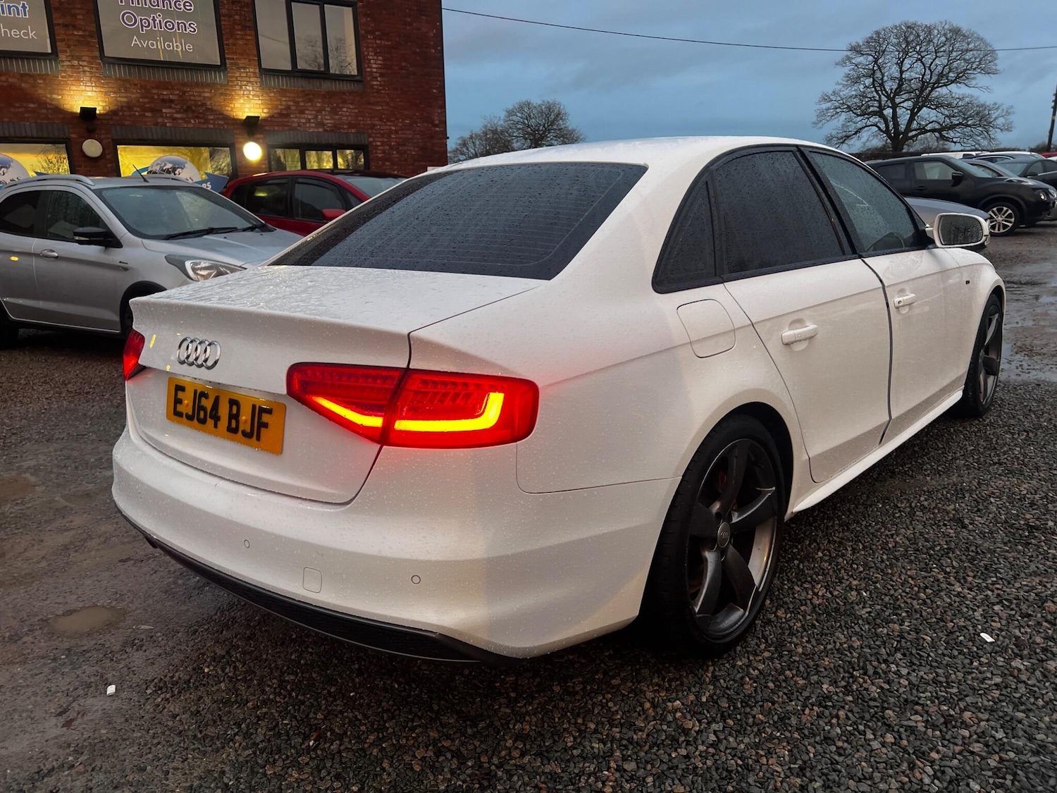 Used Audi A4 2014 for sale - 76887170: Photo 10