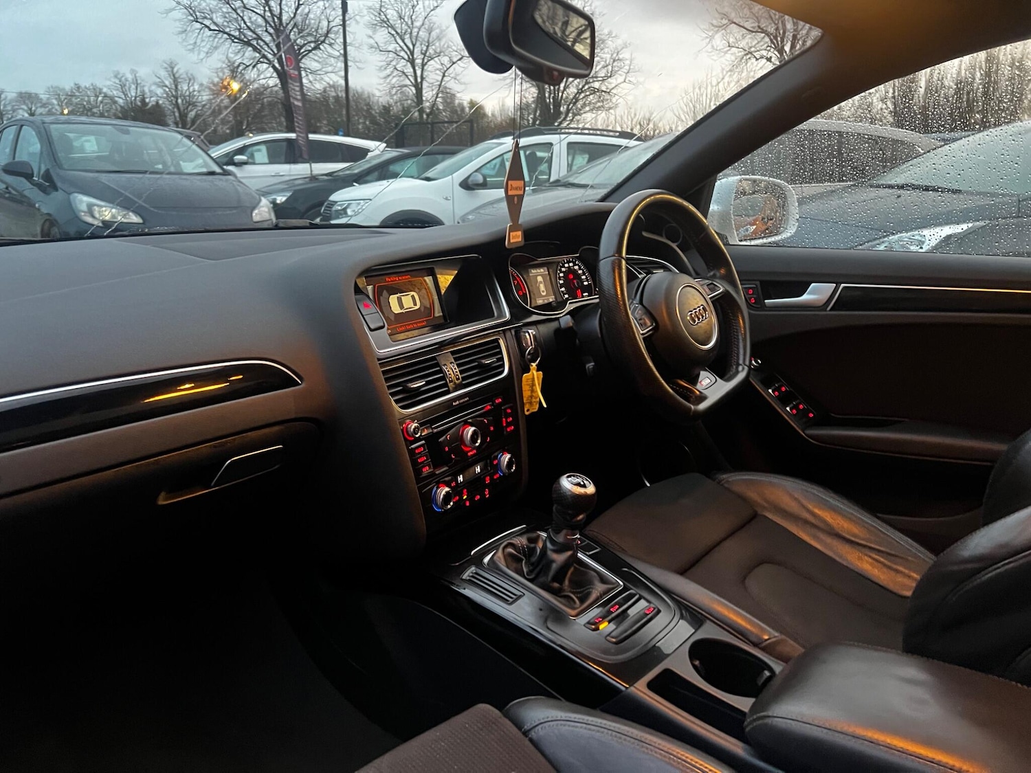 Used Audi A4 2014 for sale - 76887170: Photo 14