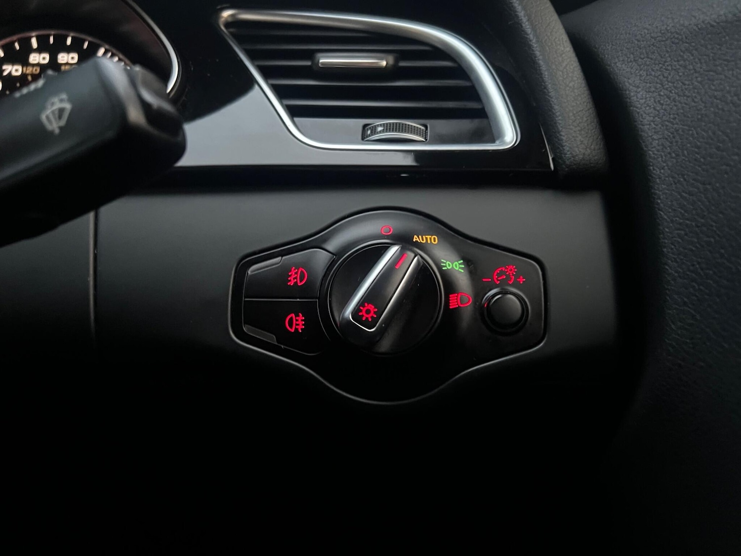 Used Audi A4 2014 for sale - 76887170: Photo 21