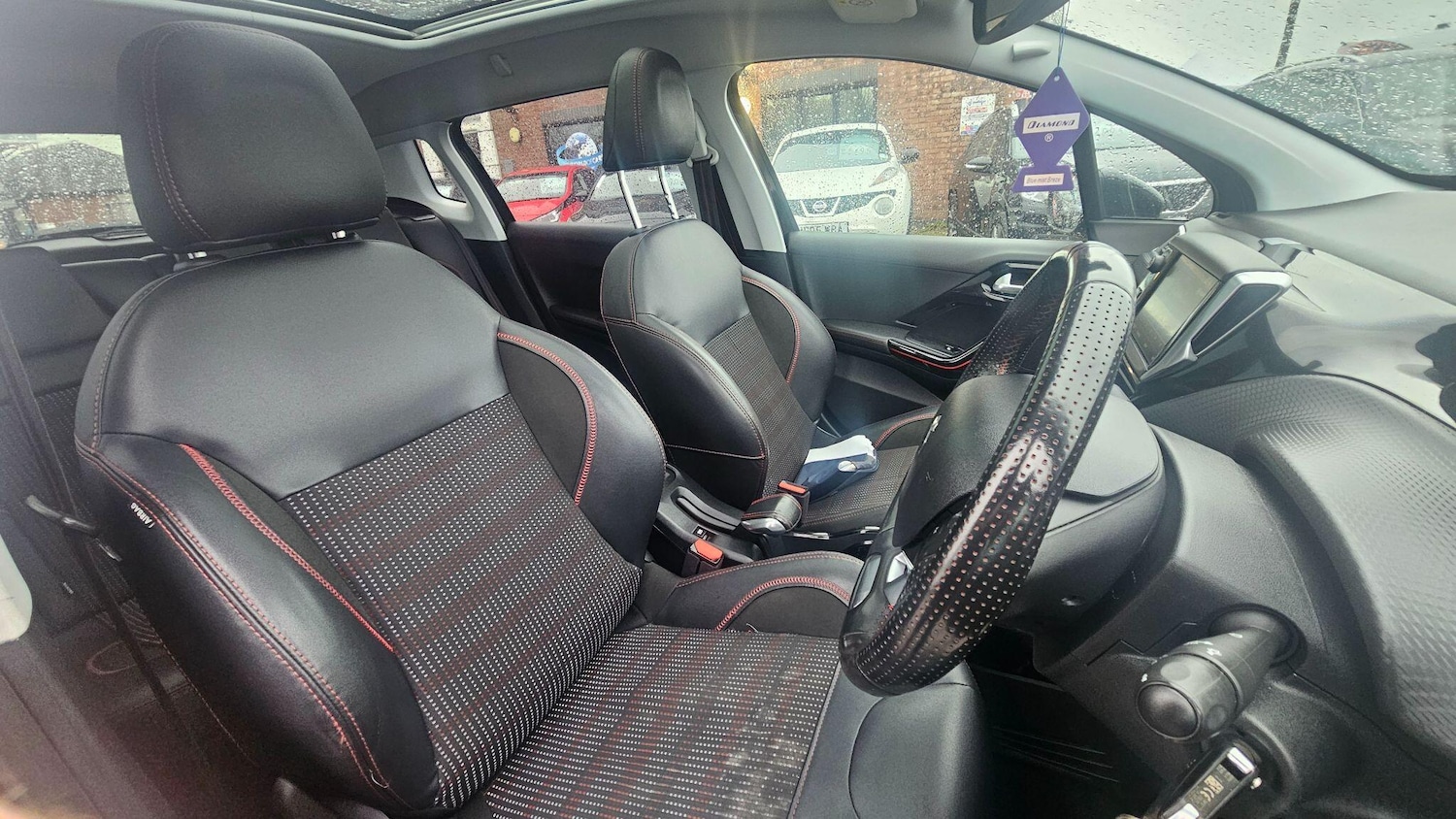 Used Peugeot 2008 2017 for sale - 77290557: Photo 13