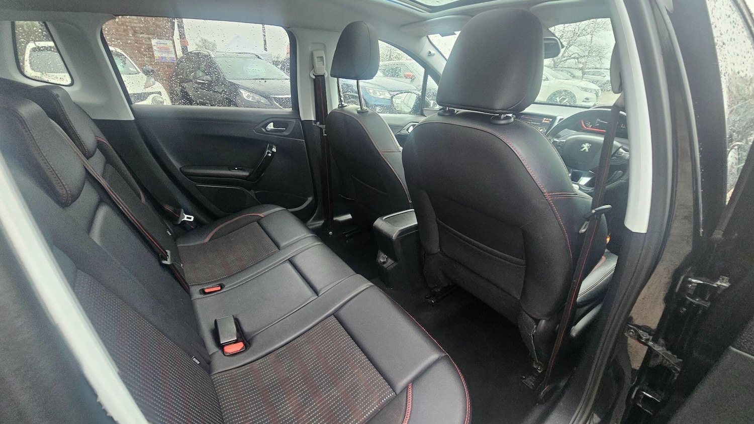 Used Peugeot 2008 2017 for sale - 77290557: Photo 14