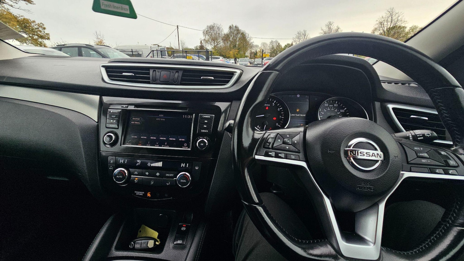 Used Nissan Qashqai for sale - 76996002: Photo 27