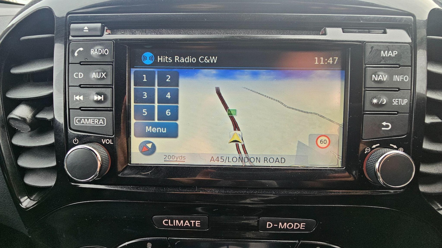 Used Nissan Juke 2017 for sale - 76486713: Photo 32