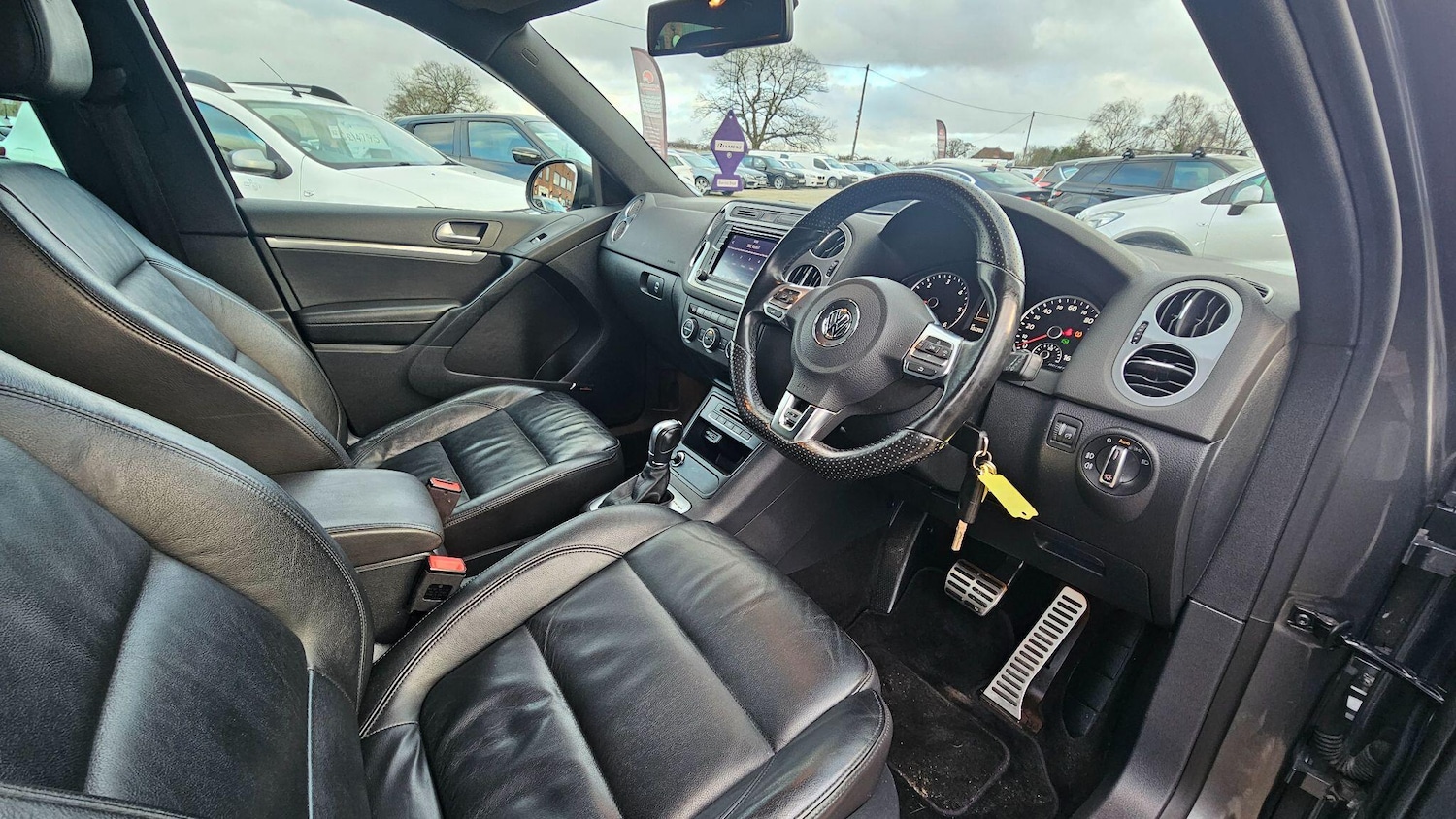 Used Volkswagen Tiguan 2015 for sale - 76913551: Photo 11