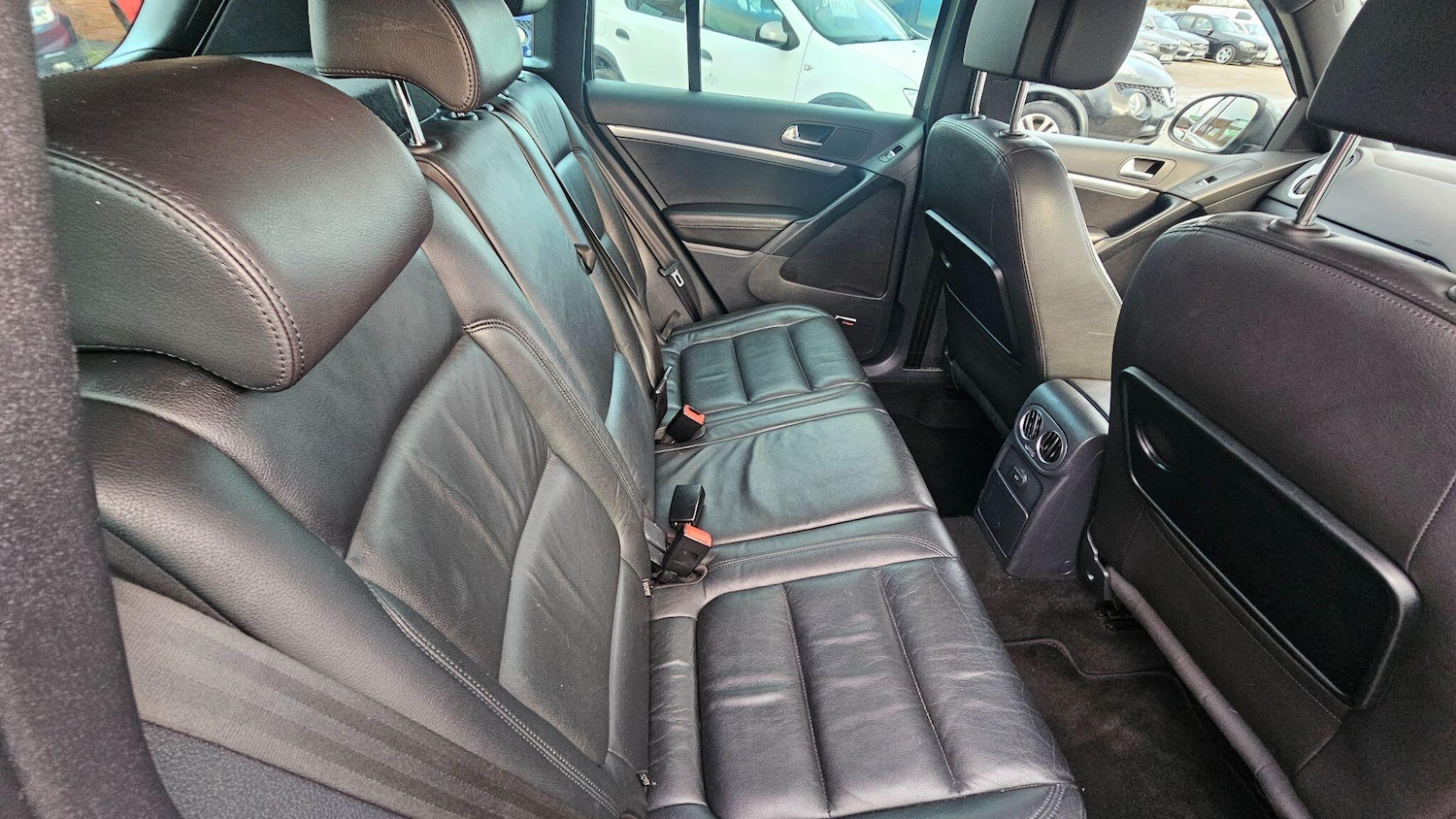 Used Volkswagen Tiguan 2015 for sale - 76913551: Photo 15