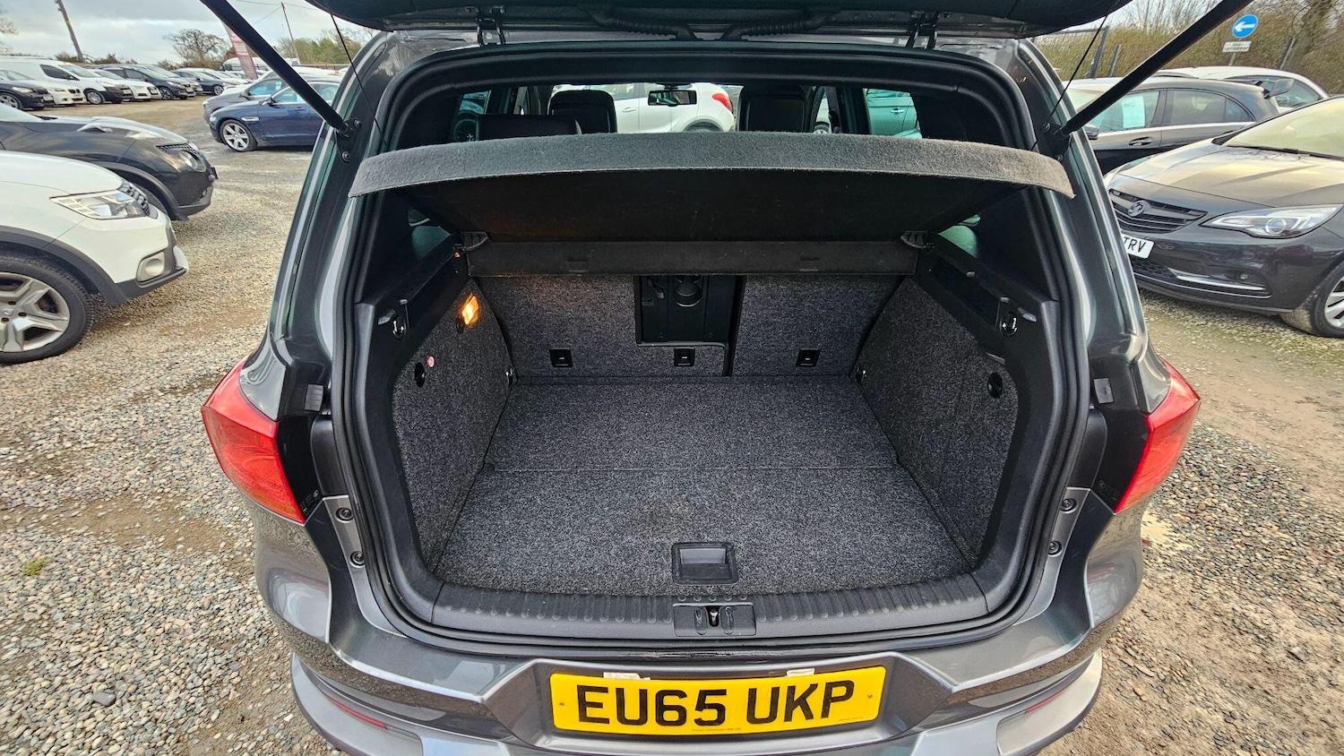 Used Volkswagen Tiguan 2015 for sale - 76913551: Photo 16