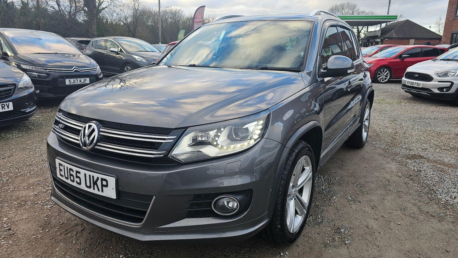 Used Volkswagen Tiguan 2015 for sale - 76913551: Photo 3
