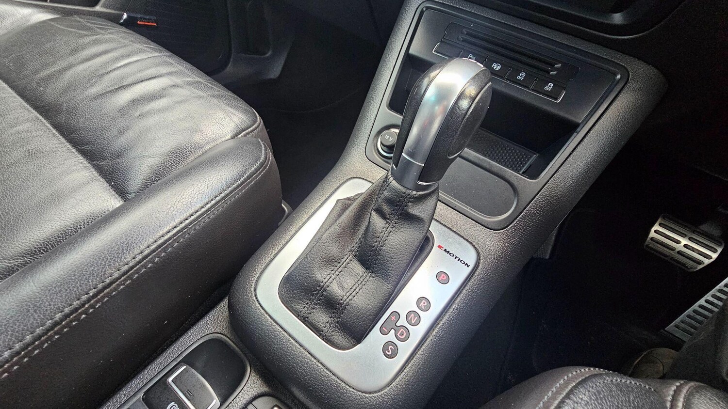 Used Volkswagen Tiguan 2015 for sale - 76913551: Photo 32