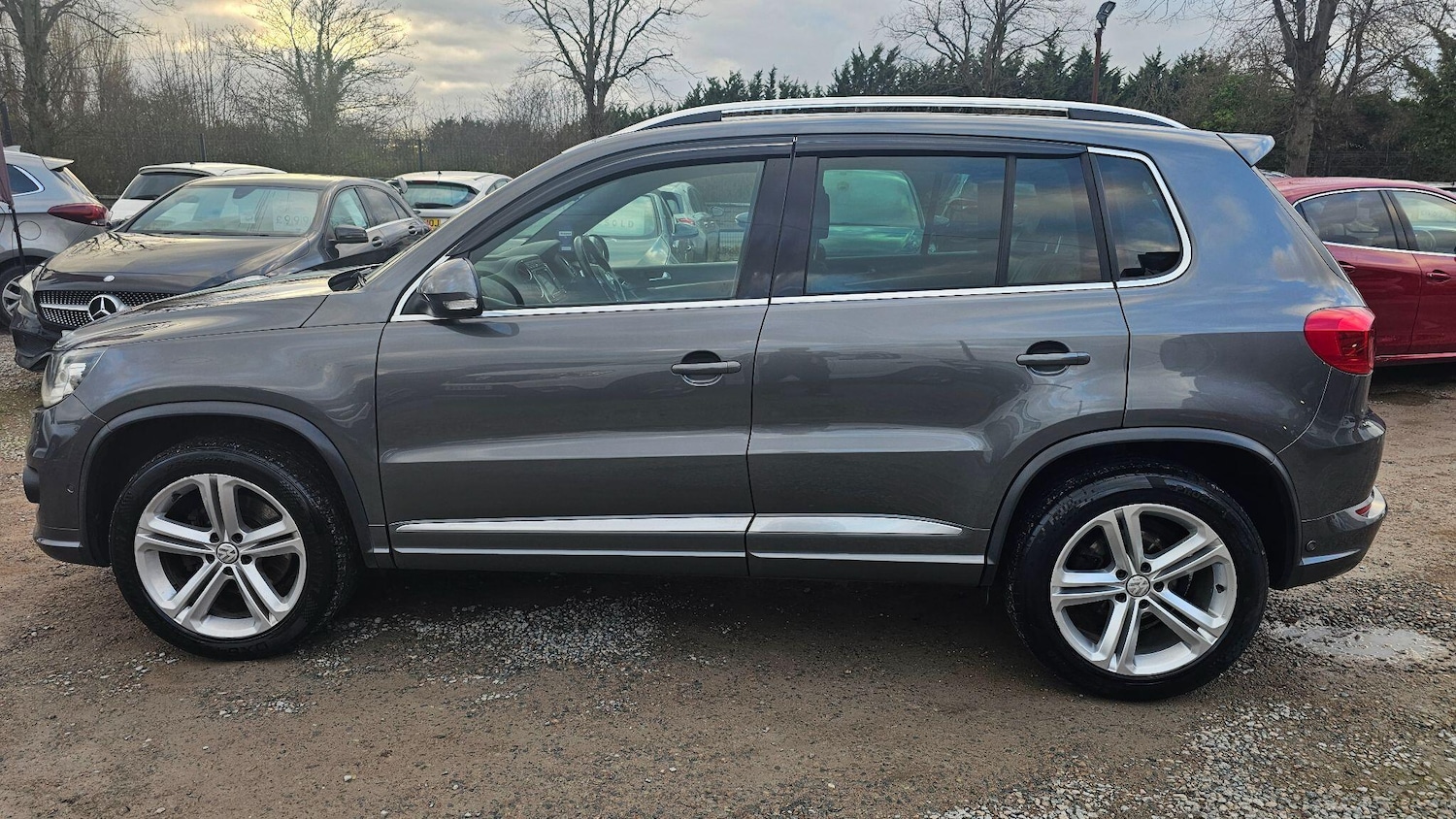 Used Volkswagen Tiguan 2015 for sale - 76913551: Photo 4