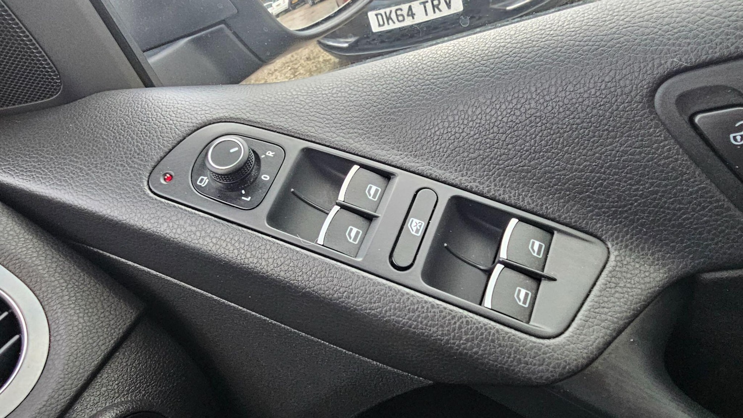 Used Volkswagen Tiguan 2015 for sale - 76913551: Photo 41