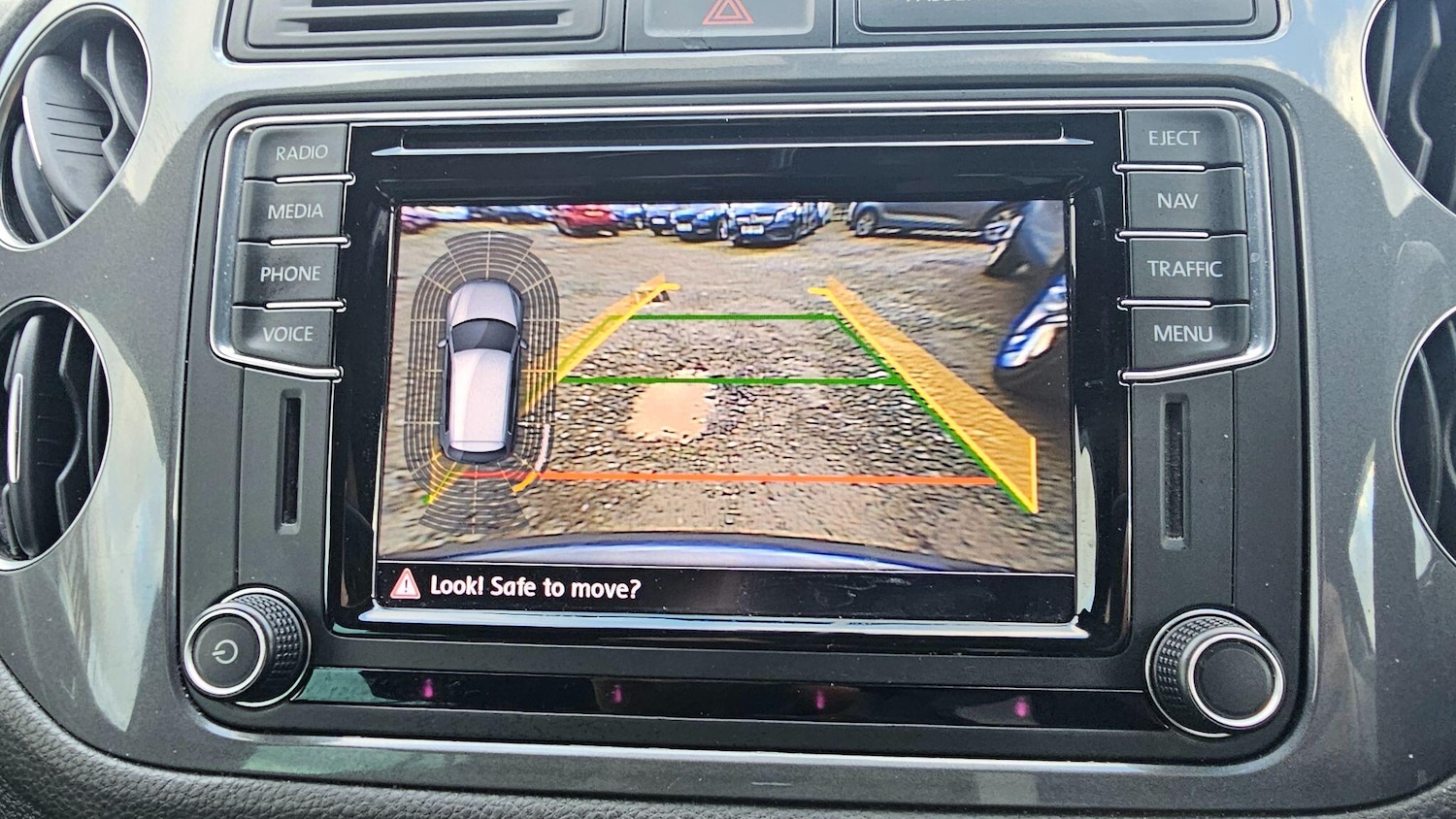 Used Volkswagen Tiguan 2015 for sale - 76913551: Photo 44