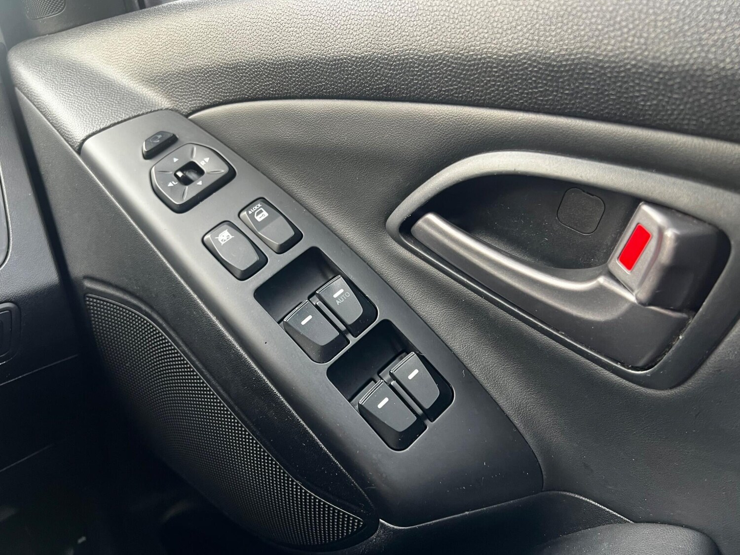 Used Hyundai Ix35 2014 for sale - 76976311: Photo 23