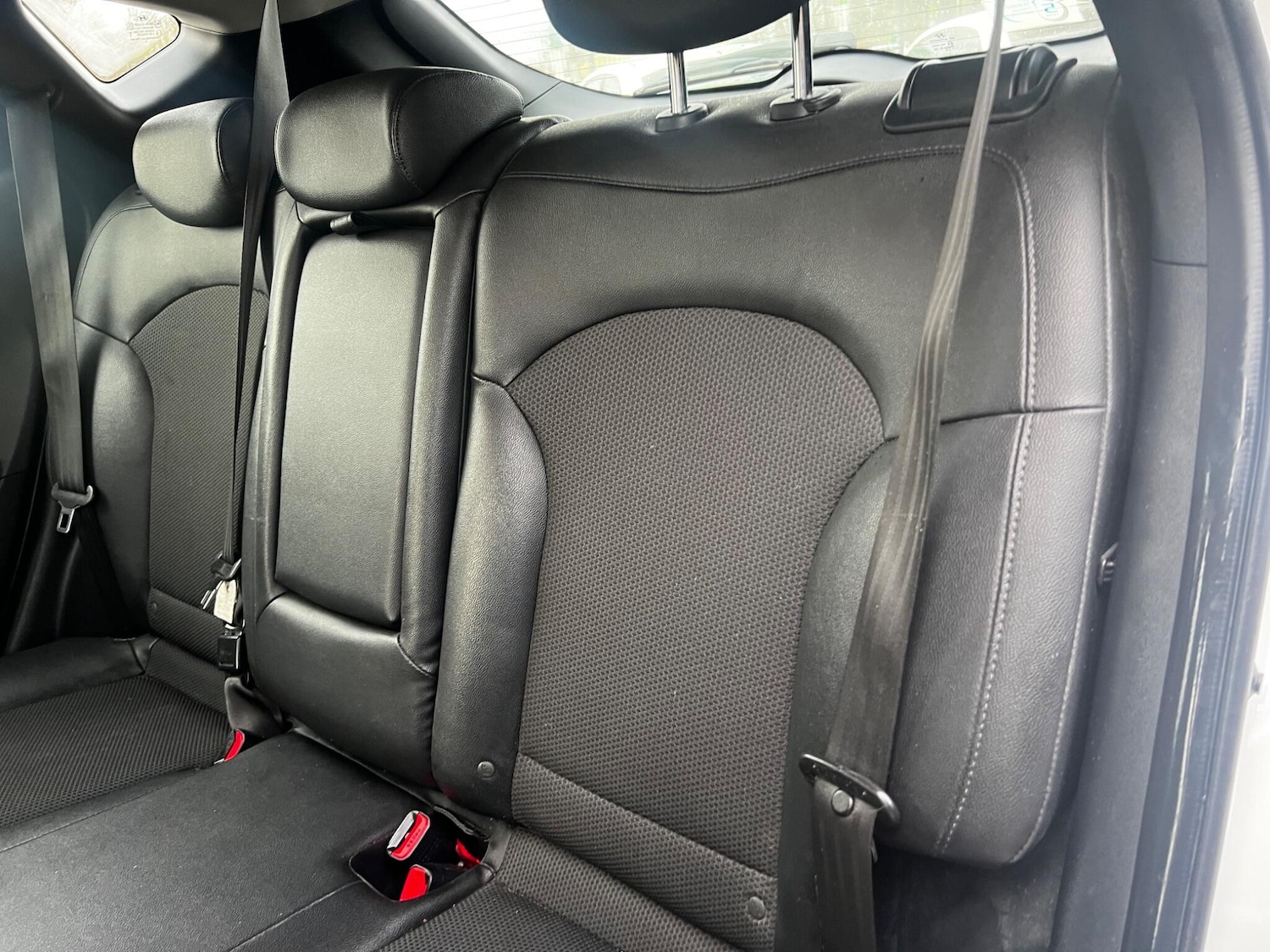 Used Hyundai Ix35 2014 for sale - 76976311: Photo 32