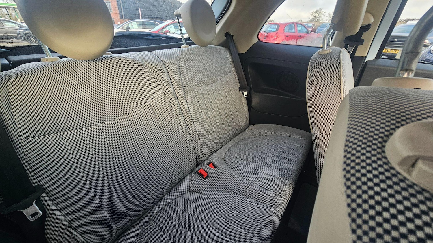 Used Fiat 500 2010 for sale - 77016228: Photo 11