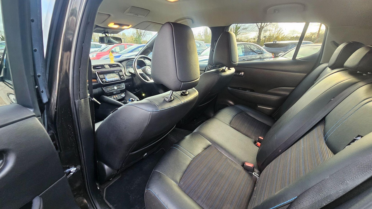 Used Nissan Leaf 2018 for sale - 76657649: Photo 17