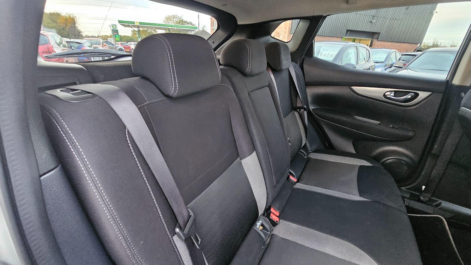 Used Nissan Qashqai 2017 for sale - 76486719: Photo 16