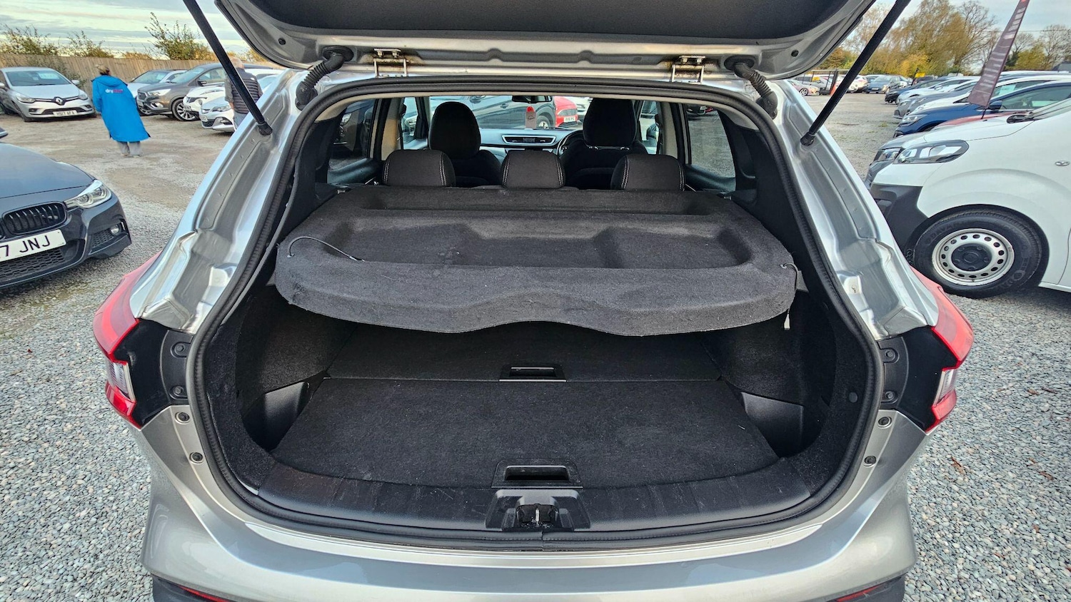 Used Nissan Qashqai 2017 for sale - 76486719: Photo 17