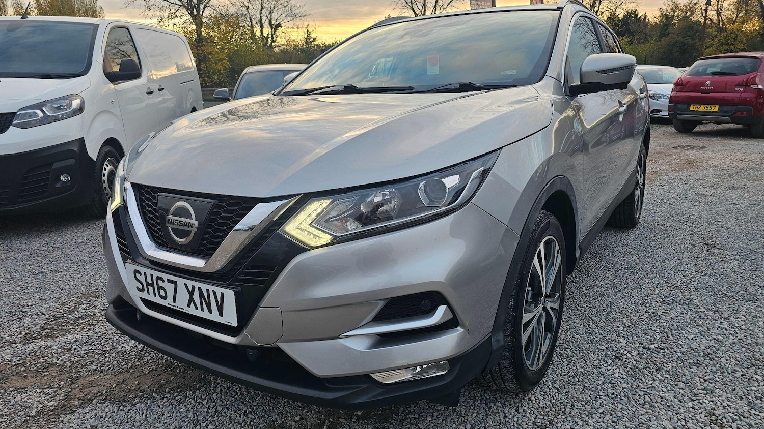 Used Nissan Qashqai 2017 for sale - 76486719: Photo 4