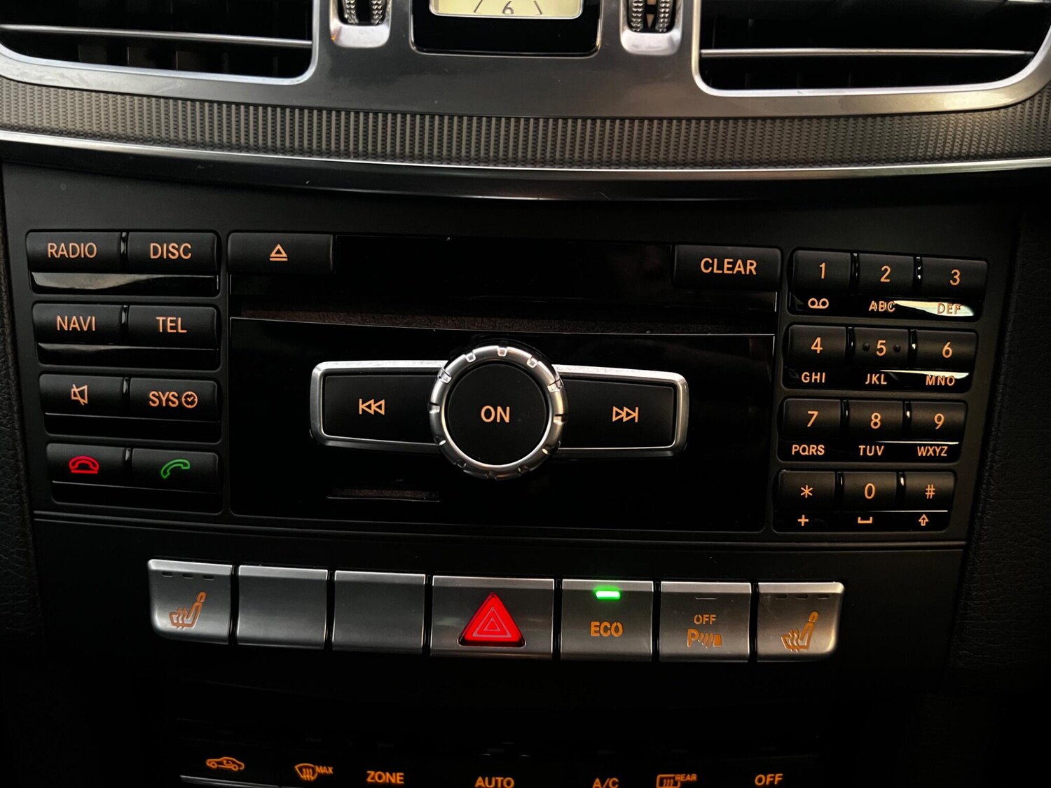 Used Mercedes-Benz E Class 2015 for sale - 76486769: Photo 26