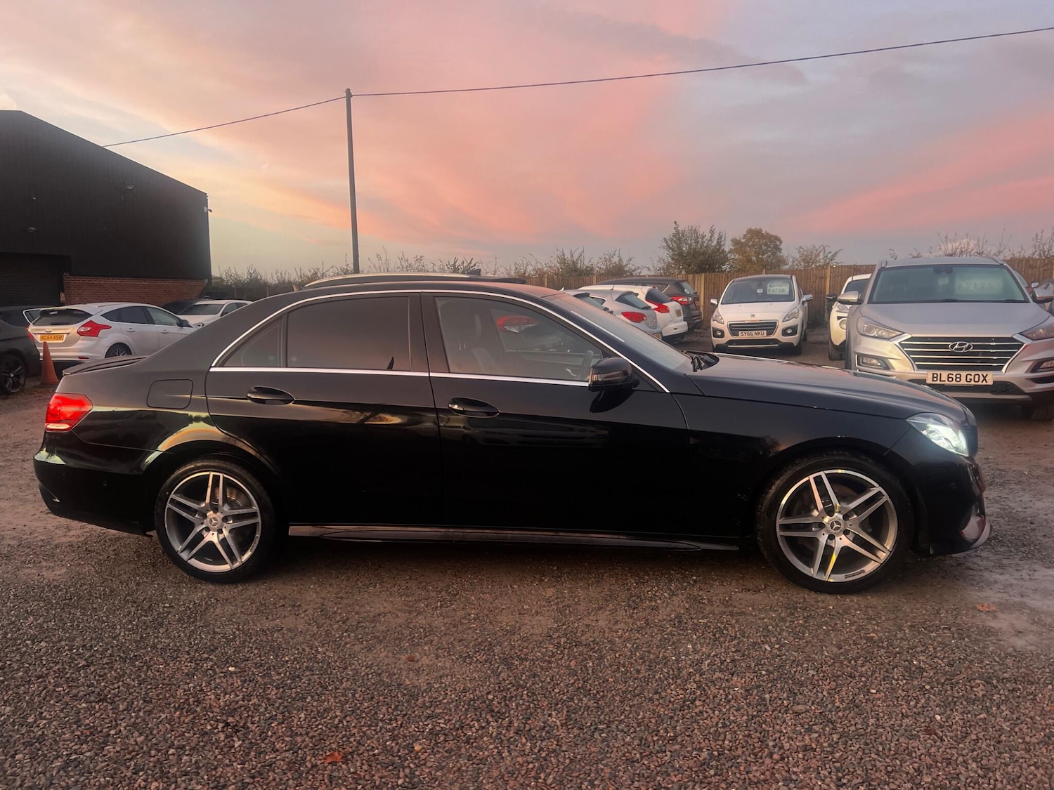 Used Mercedes-Benz E Class 2015 for sale - 76486769: Photo 3