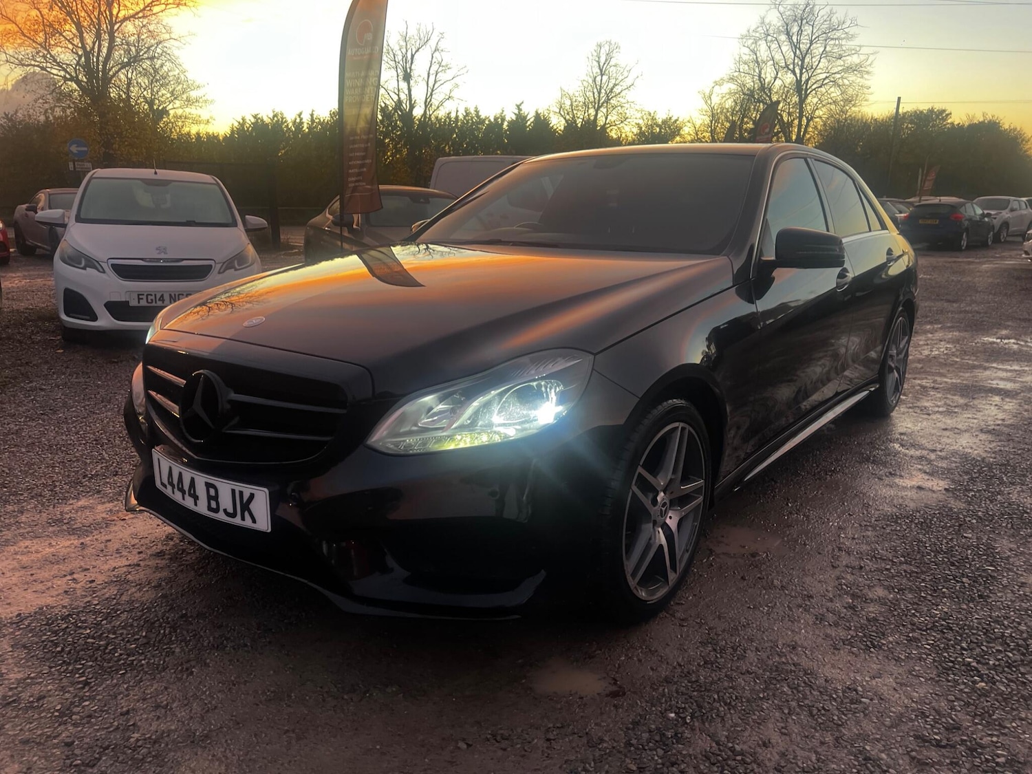 Used Mercedes-Benz E Class 2015 for sale - 76486769: Photo 5