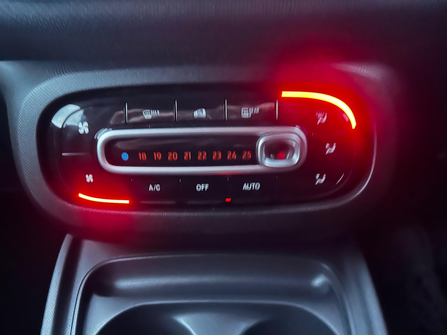 Used smart fortwo 2016 for sale - 77525161: Photo 24