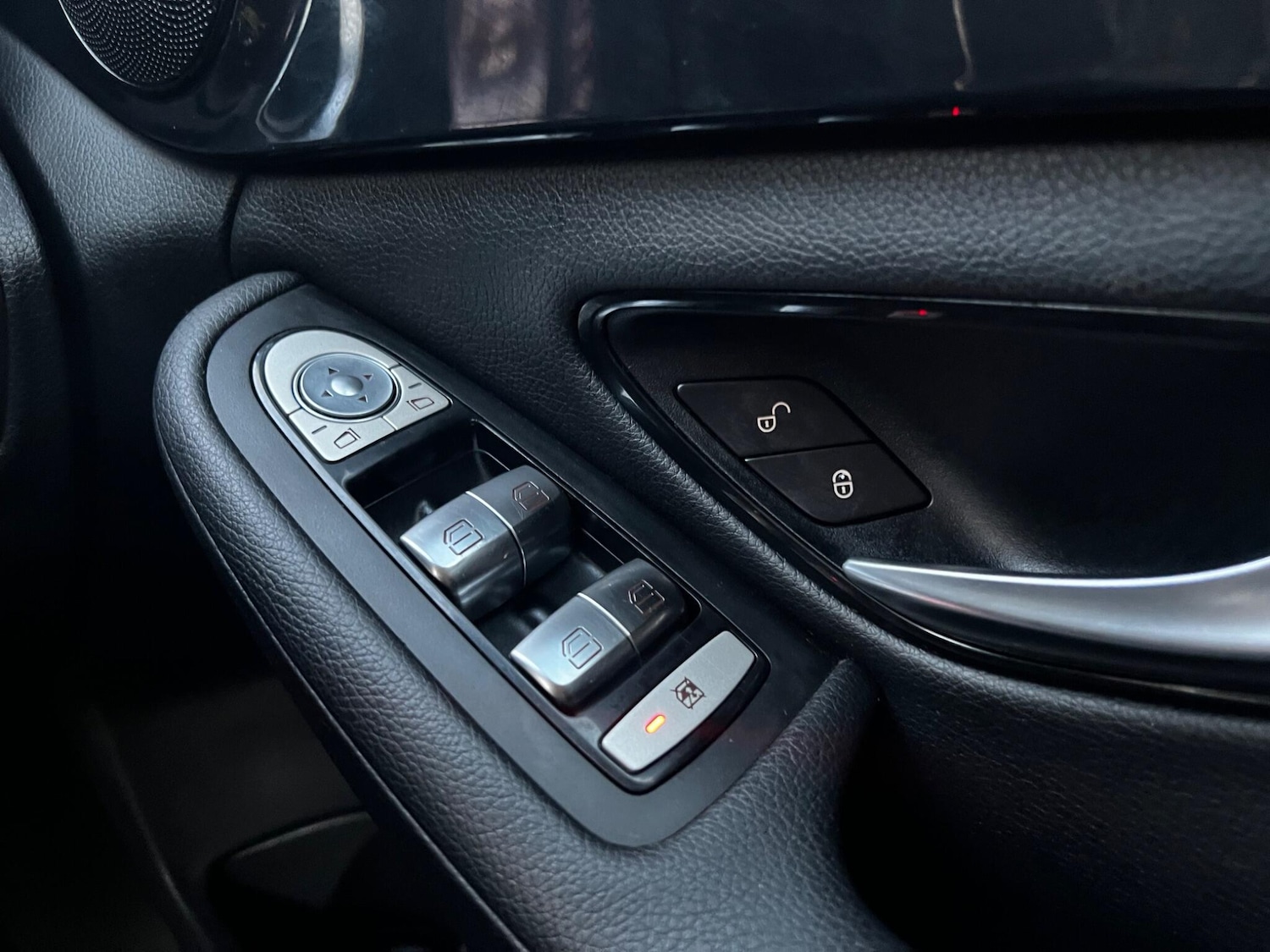 Used Mercedes-Benz C Class 2016 for sale - 76499026: Photo 24