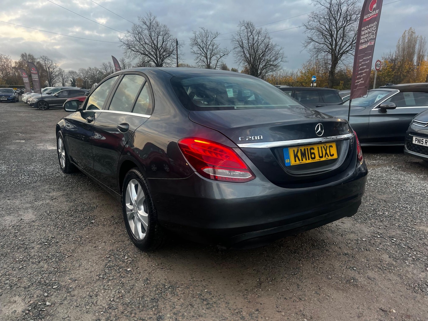 Used Mercedes-Benz C Class 2016 for sale - 76499026: Photo 4