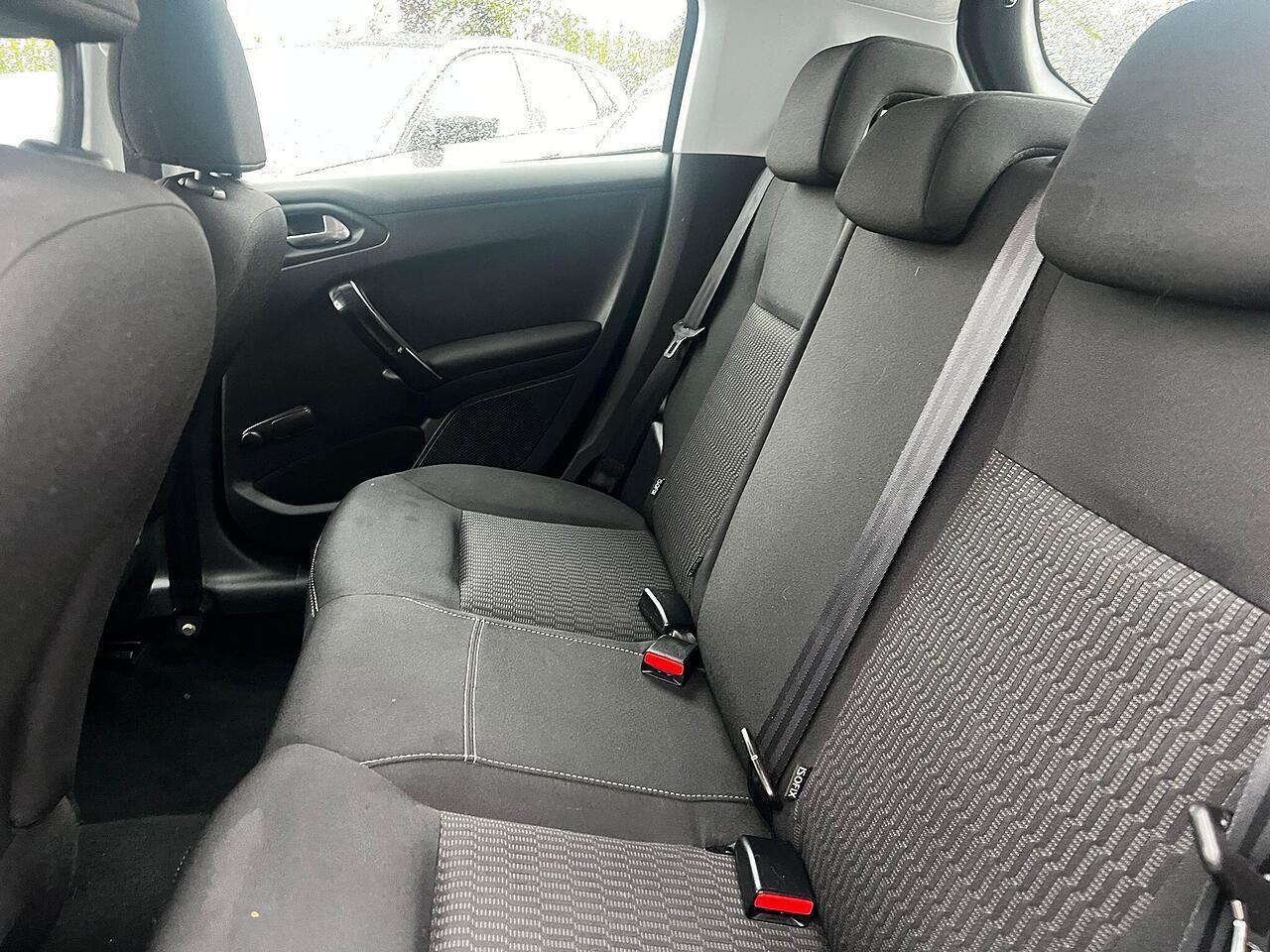 Used Peugeot 208 2016 for sale - 77131147: Photo 20