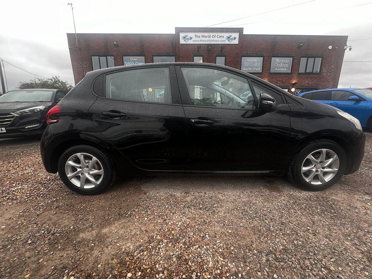 Used Peugeot 208 2016 for sale - 77131147: Photo 3
