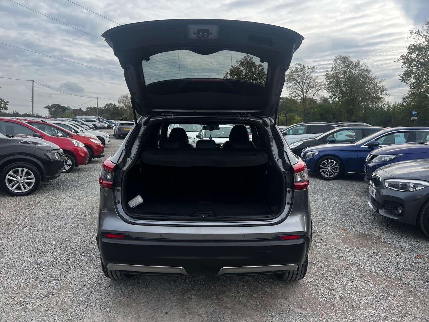 Used Nissan Qashqai 2017 for sale - 76715517: Photo 31