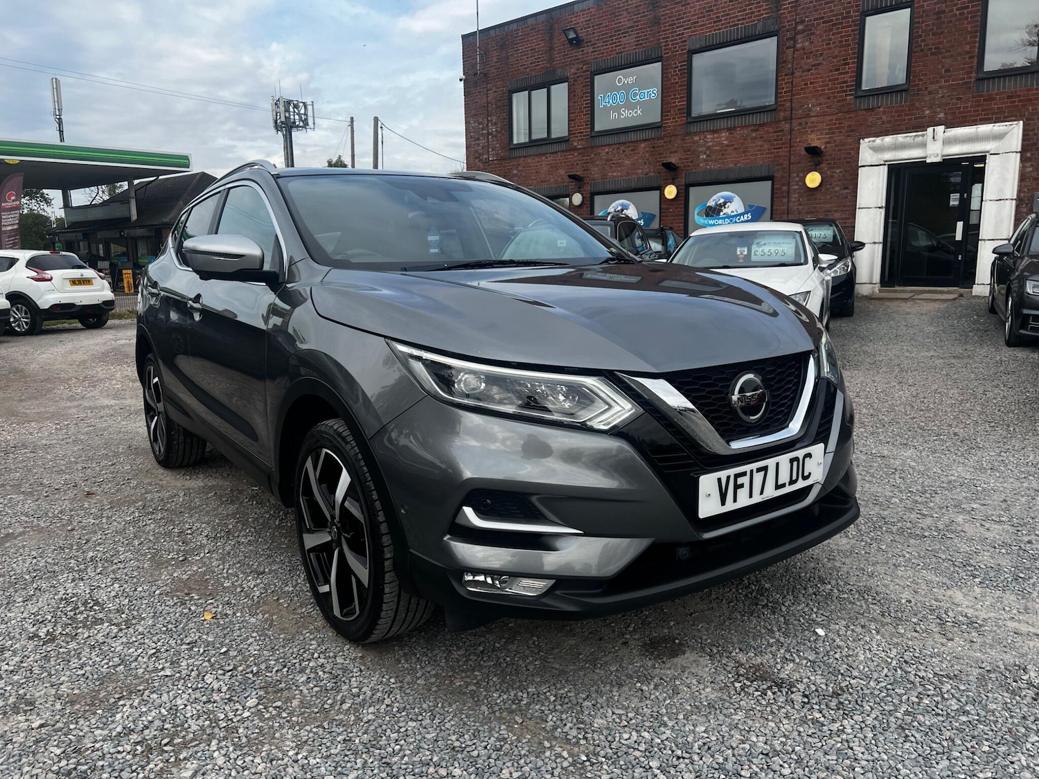 Used Nissan Qashqai 2017 for sale - 76715517: Photo 5