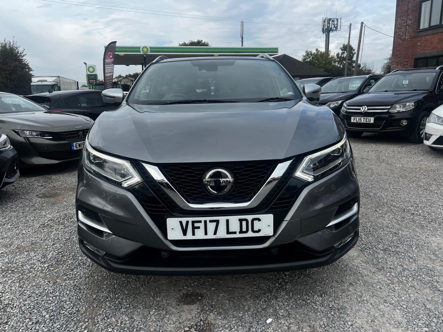 Used Nissan Qashqai 2017 for sale - 76715517: Photo 6