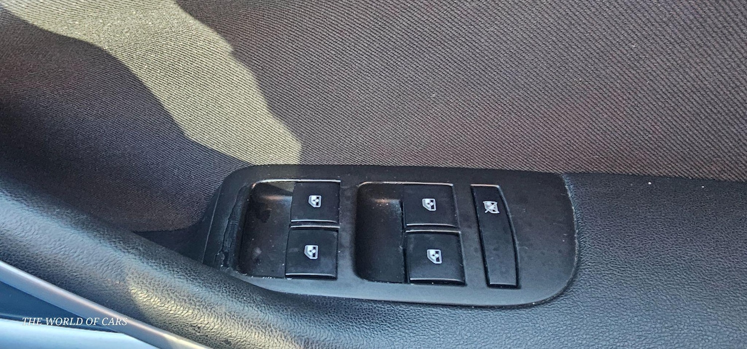 Used Vauxhall Zafira 2014 for sale - 76486711: Photo 30