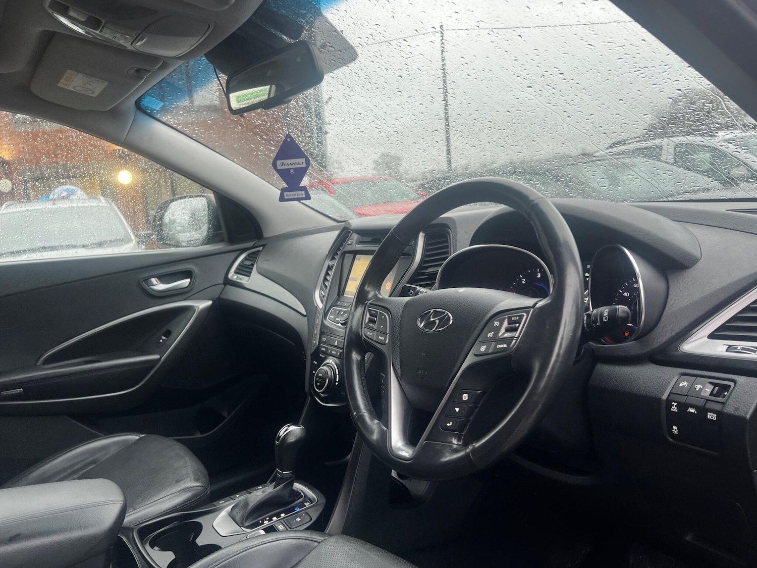 Used Hyundai Santa Fe 2015 for sale - 76926270: Photo 11