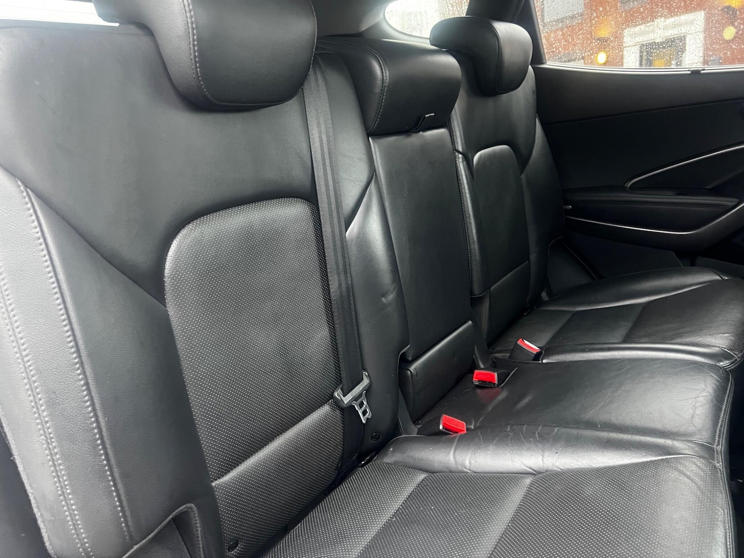 Used Hyundai Santa Fe 2015 for sale - 76926270: Photo 17