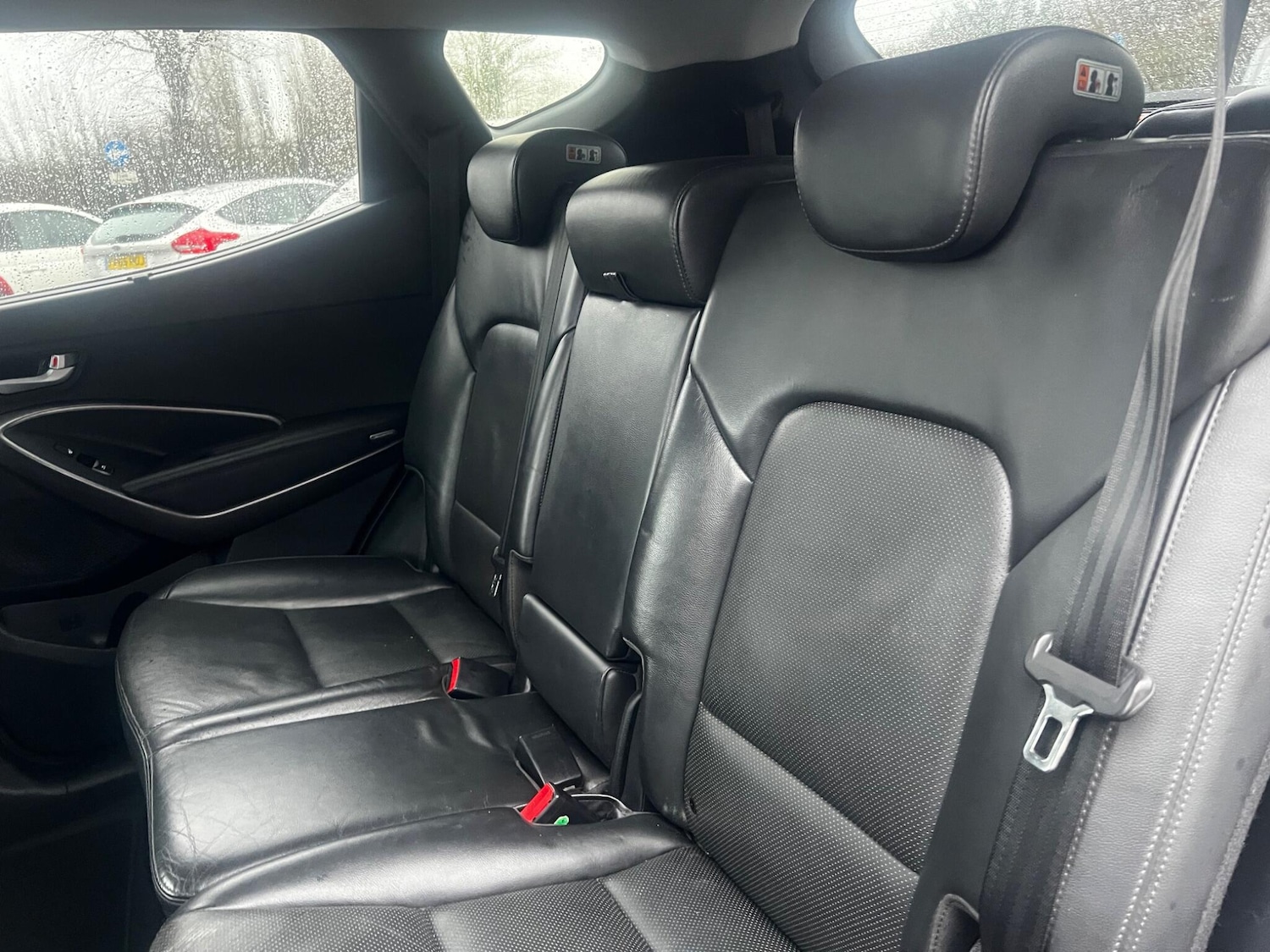 Used Hyundai Santa Fe 2015 for sale - 76926270: Photo 24