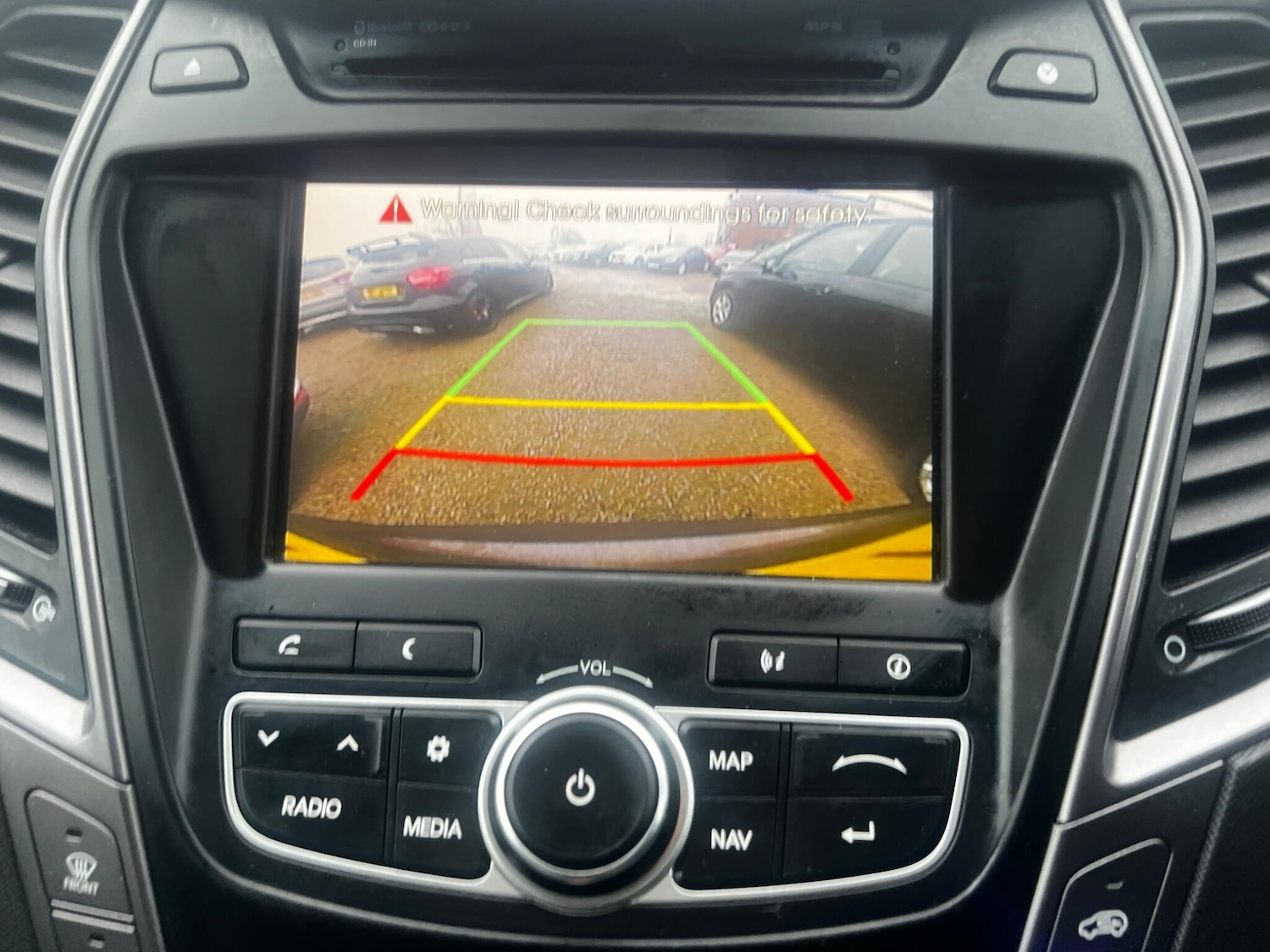 Used Hyundai Santa Fe 2015 for sale - 76926270: Photo 29